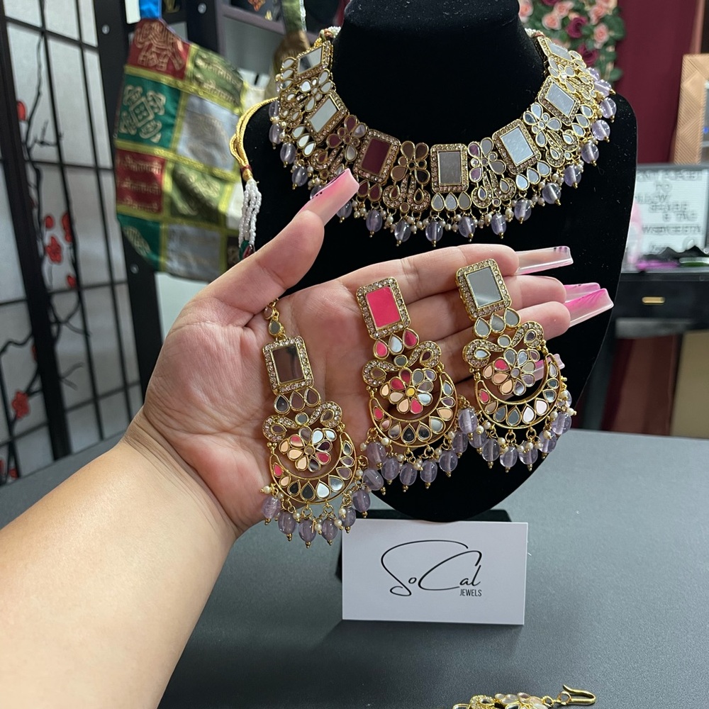 GORGEOUS SHEESHA MIRROR SET- w/PASSA